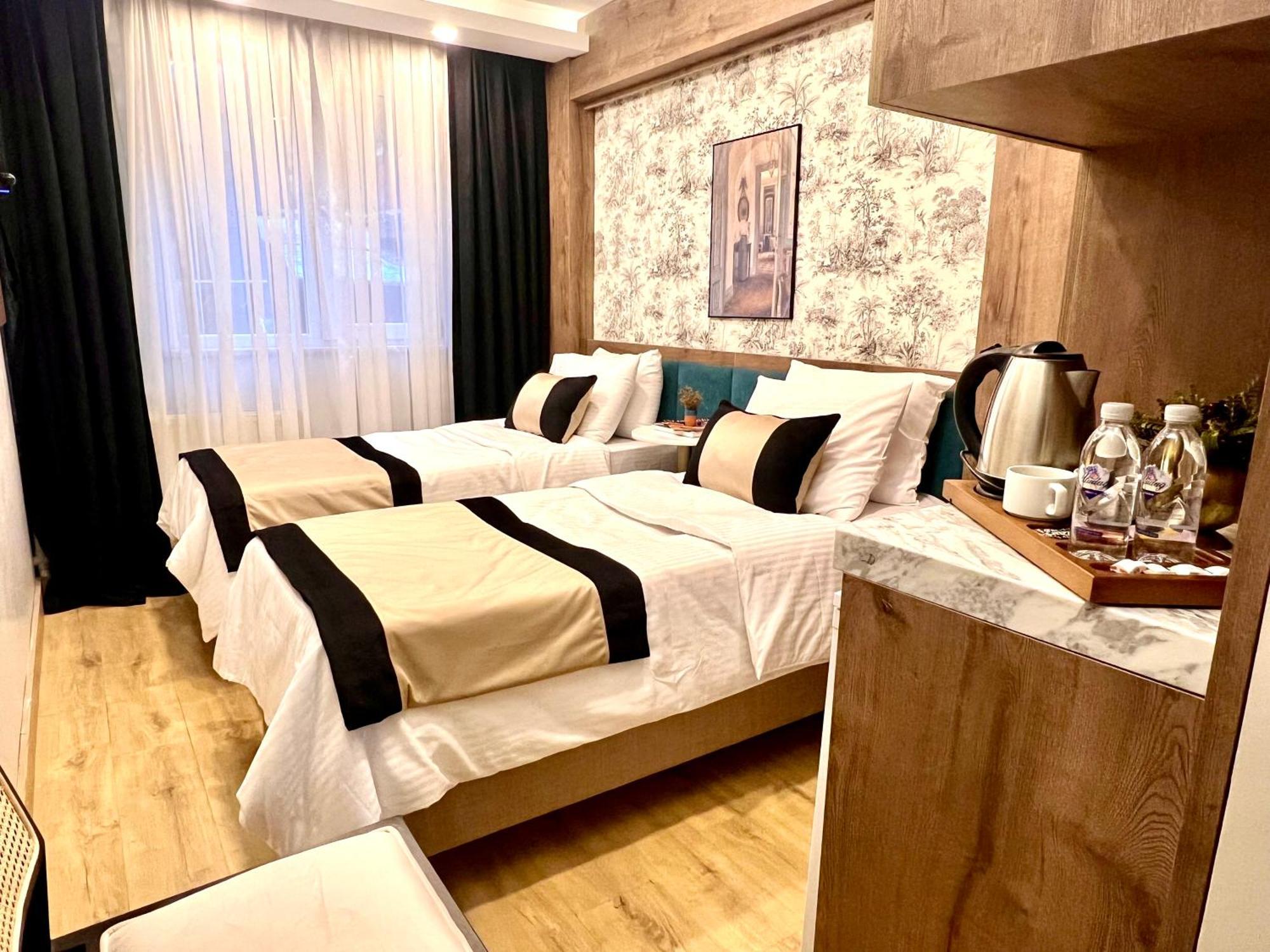 Besiktas Guest House Istanbul Exterior photo