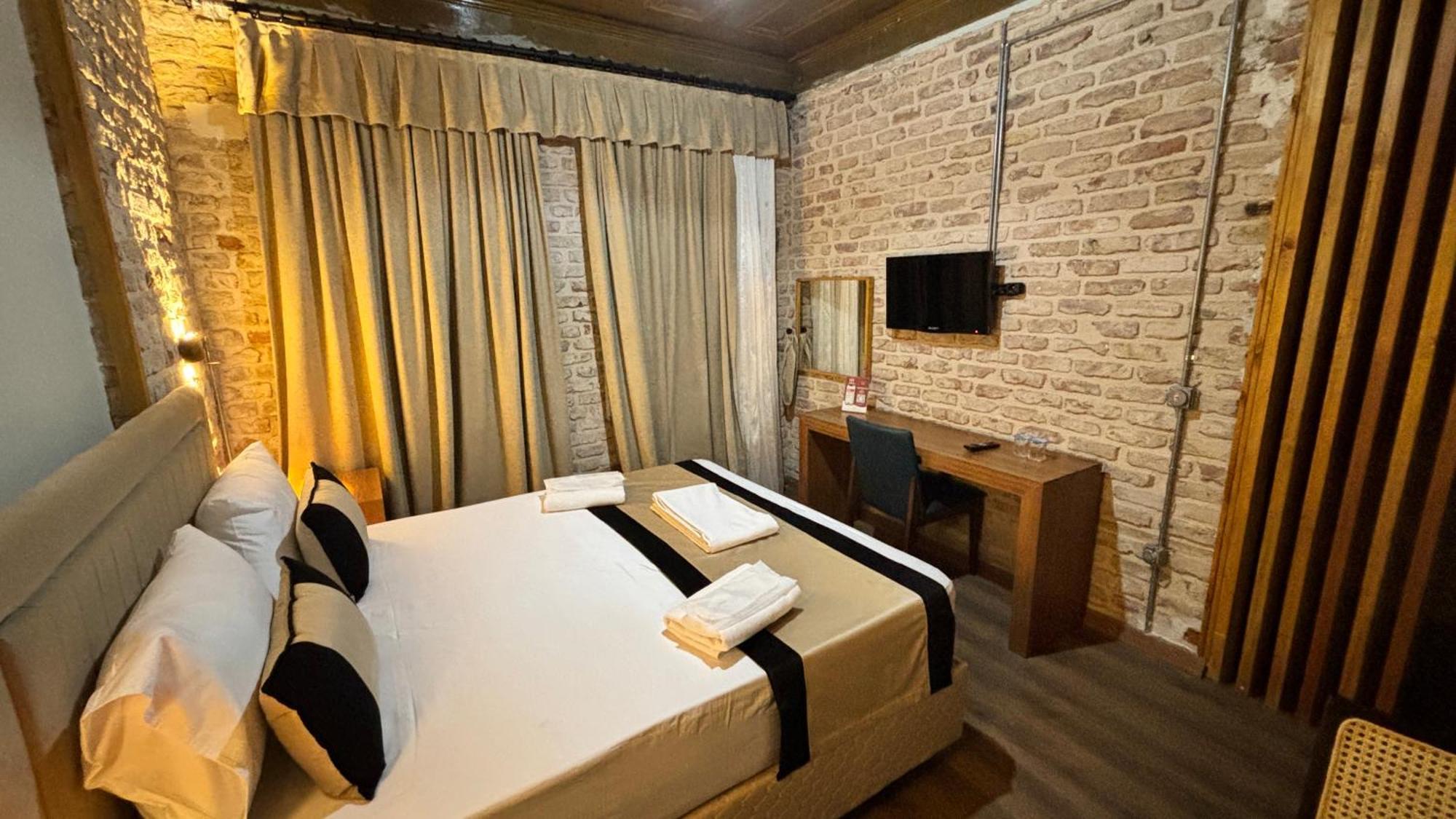Besiktas Guest House Istanbul Exterior photo